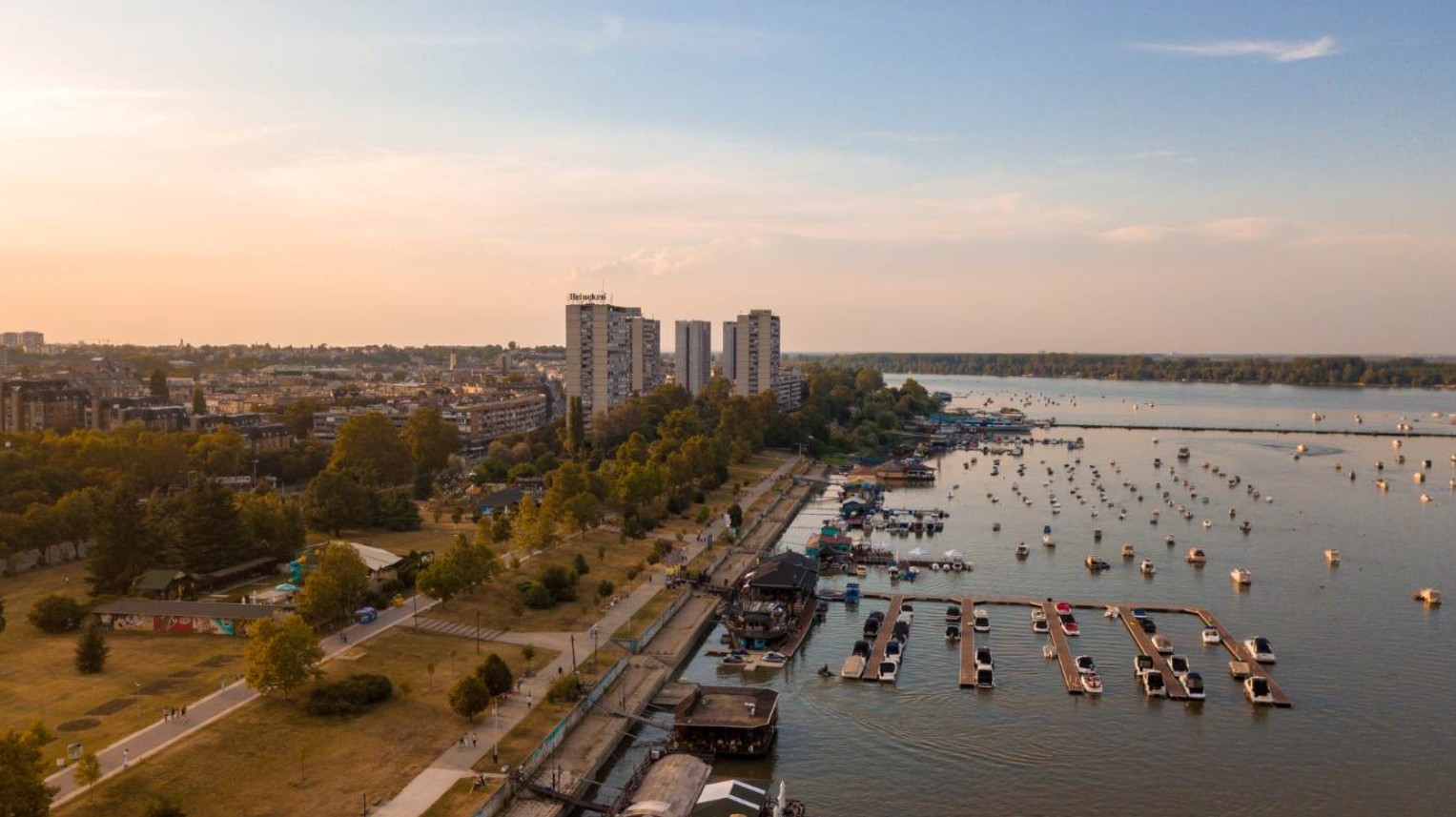 Dunavski kej Zemun
