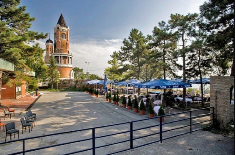 Gardoš kula Zemun